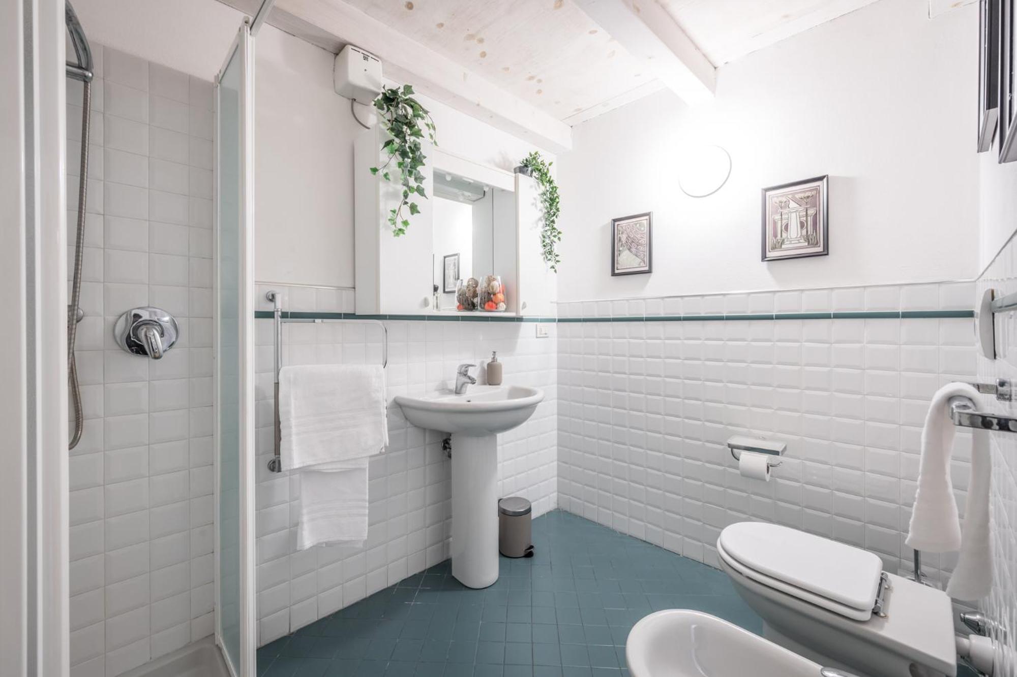 Ab Plus - Via Santo Stefano 62 Bologne Extérieur photo